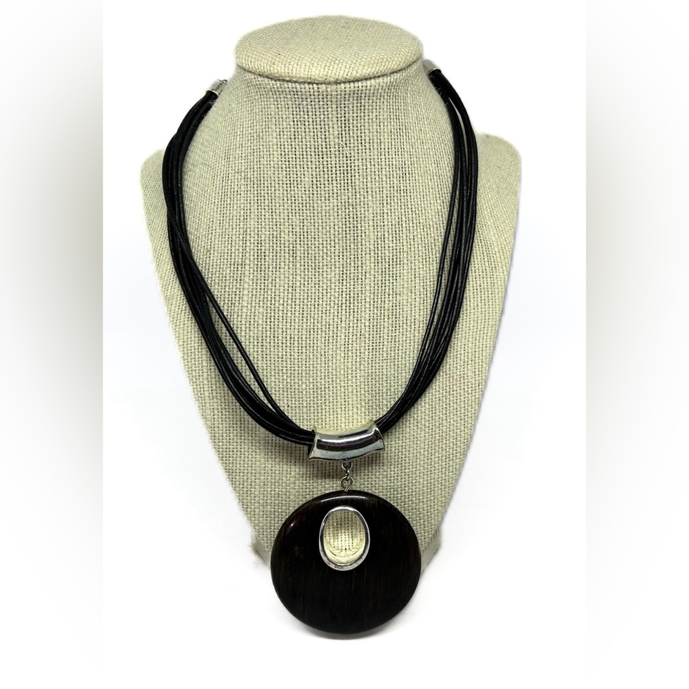 Chico's‎ Circle of Life Wooden Pendant Necklace & Matching Earrings